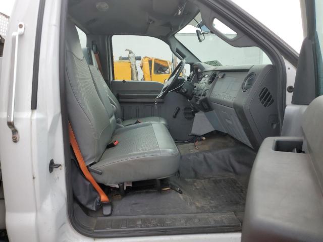 3FRXF7FJ5DV797898 - 2013 FORD F750 SUPER WHITE photo 6