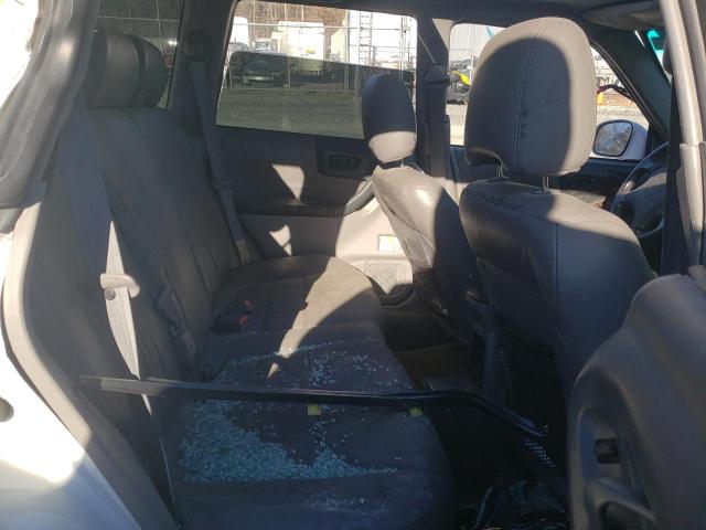 JF1SF65692H700486 - 2002 SUBARU FORESTER S WHITE photo 10