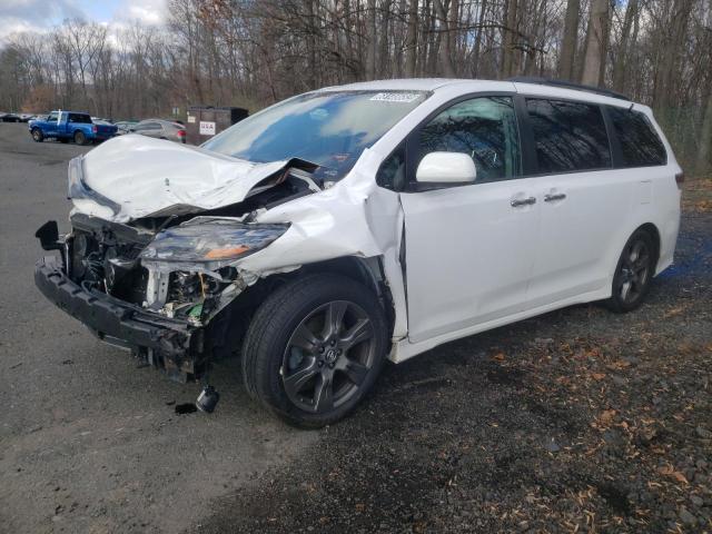 5TDXZ3DC7JS951031 - 2018 TOYOTA SIENNA SE WHITE photo 1