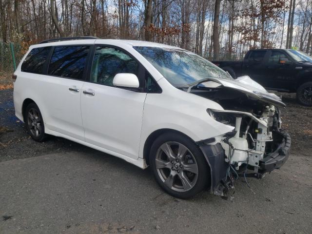 5TDXZ3DC7JS951031 - 2018 TOYOTA SIENNA SE WHITE photo 4