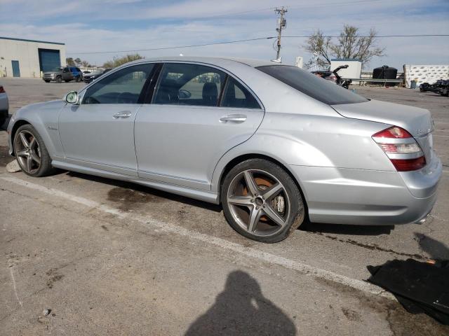 WDDNG77X59A243734 - 2009 MERCEDES-BENZ S 63 AMG SILVER photo 2