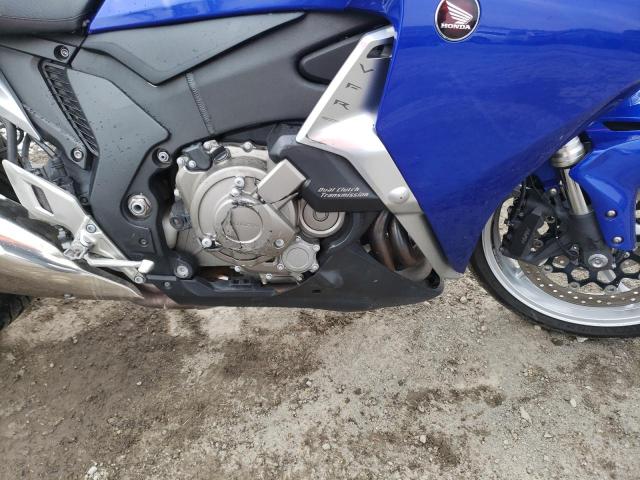 JH2SC6354CK200020 - 2012 HONDA VFR1200 DC BLUE photo 7