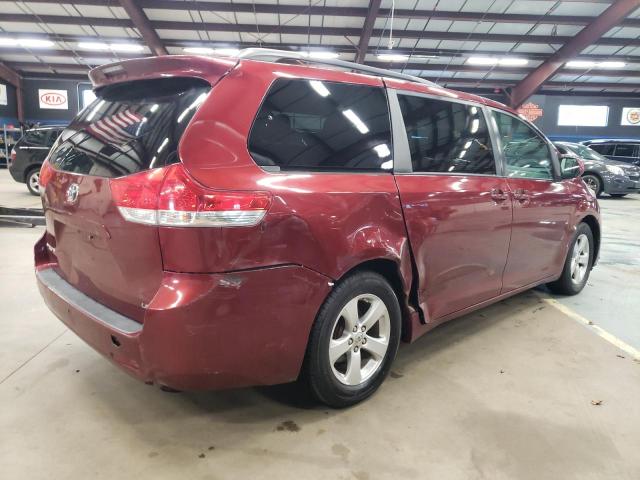 5TDKK3DCXBS093134 - 2011 TOYOTA SIENNA LE RED photo 3