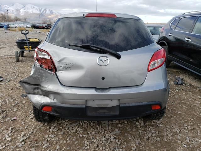 JM1DE1KZ3C0145767 - 2012 MAZDA MAZDA2 SILVER photo 6