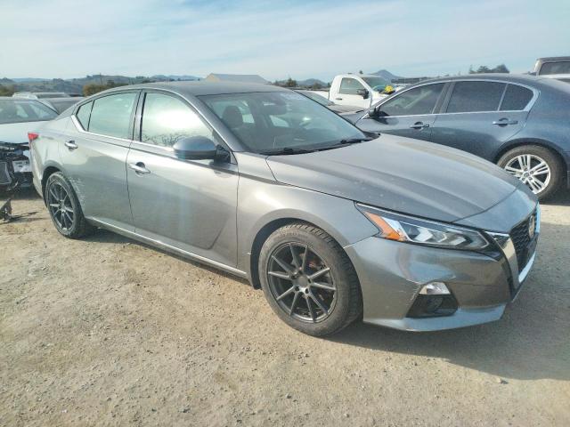 1N4BL4DV9KC104605 - 2019 NISSAN ALTIMA SV GRAY photo 4