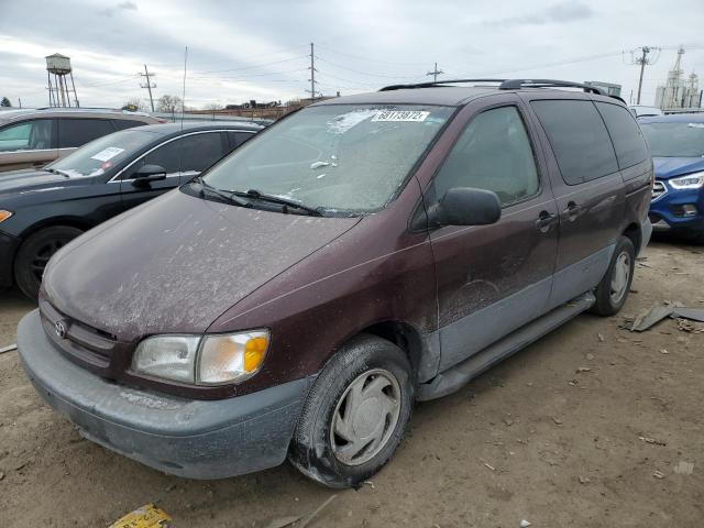 4T3ZF13CXWU057084 - 1998 TOYOTA SIENNA LE BURGUNDY photo 1