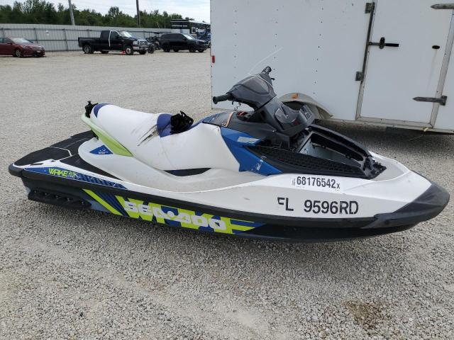 YDV04776J516 - 2016 YDV JET SKI WHITE photo 9