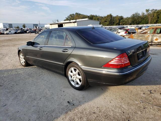 WDBNG84J54A399117 - 2004 MERCEDES-BENZ S 500 4MAT GRAY photo 2