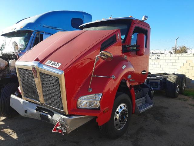 1NKZL79X7FJ434618 - 2015 KENWORTH CONSTRUCTI RED photo 2