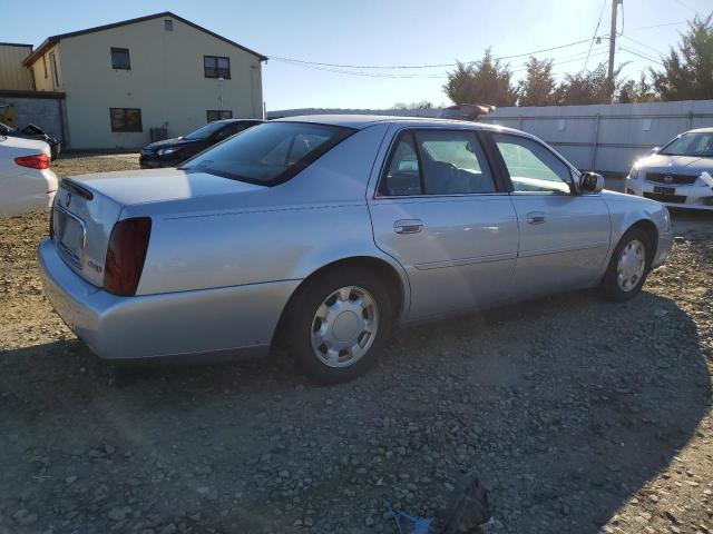 1G6KD54Y4YU305180 - 2000 CADILLAC DEVILLE SILVER photo 3