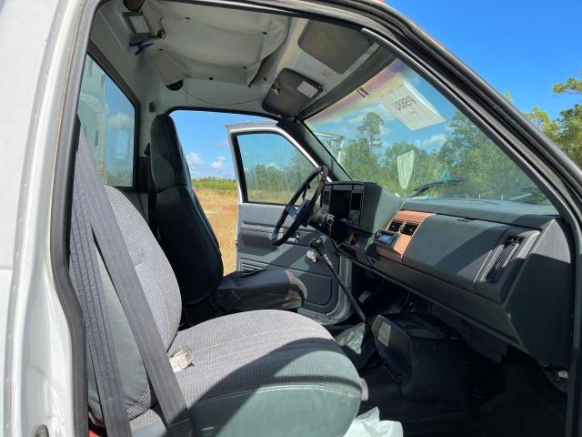 1GDM7H1JXWJ504282 - 1998 GMC C-SERIES C WHITE photo 5