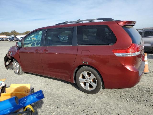 5TDKK3DC3DS359581 - 2013 TOYOTA SIENNA LE BURGUNDY photo 2