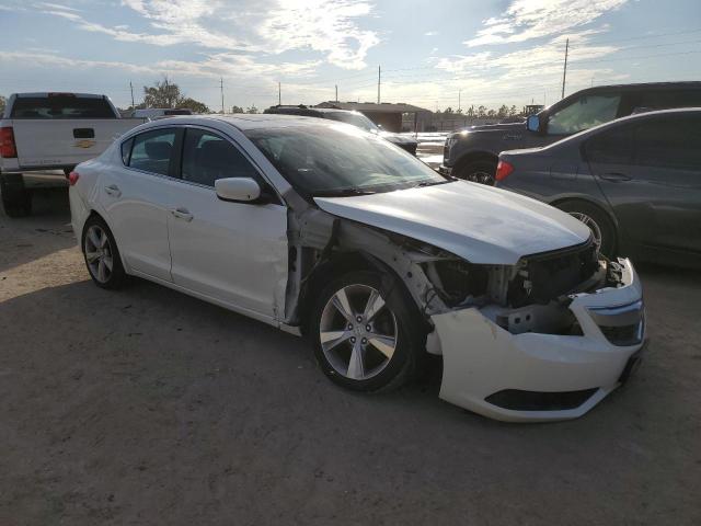 19VDE1F37EE001695 - 2014 ACURA ILX 20 WHITE photo 4