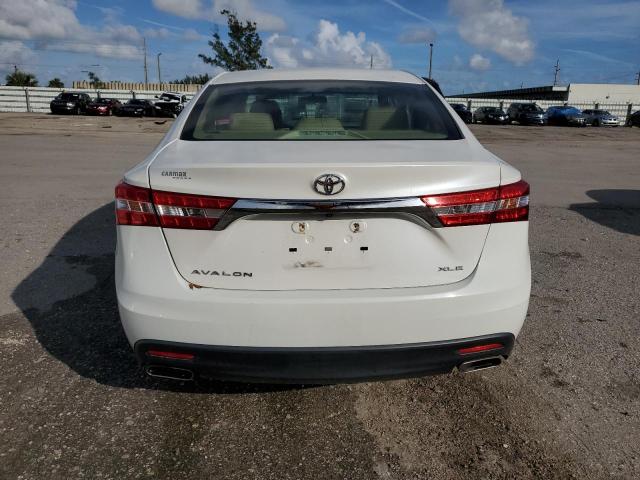 4T1BK1EB6EU111392 - 2014 TOYOTA AVALON WHITE photo 6