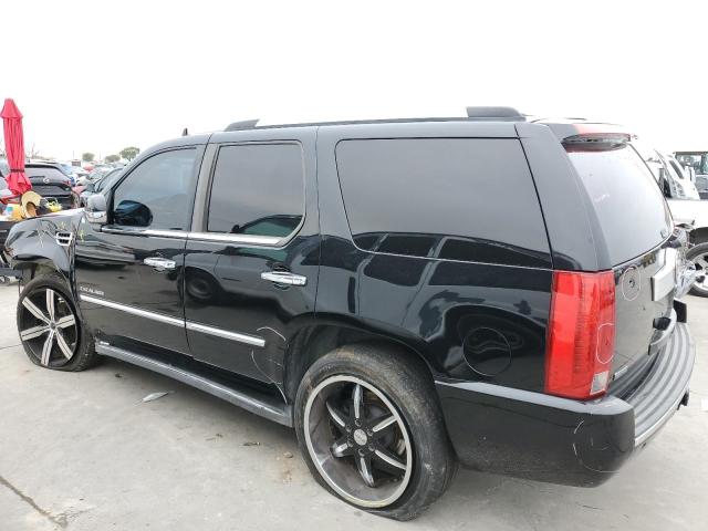 1GYUCAEF0AR250678 - 2010 CADILLAC ESCALADE BLACK photo 2