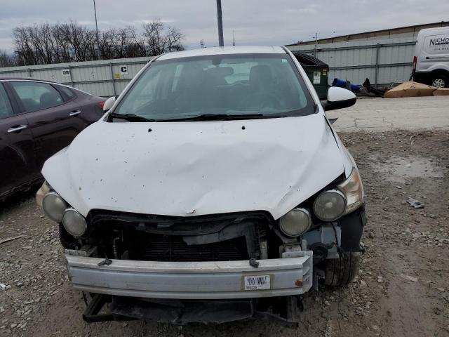 1G1JA6SH9E4196620 - 2014 CHEVROLET SONIC LS WHITE photo 5