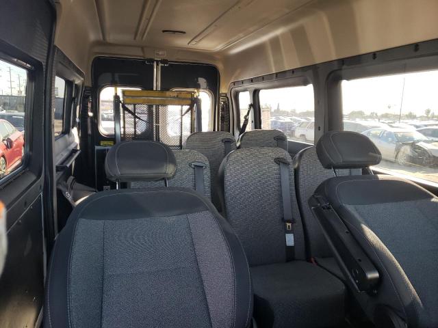 3C6TRVDG8JE114268 - 2018 RAM PROMASTER WHITE photo 10