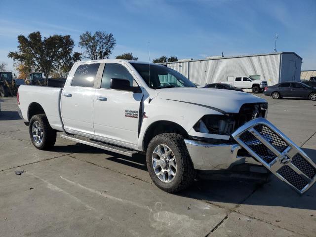 3C6UR5DL0JG278135 - 2018 RAM 2500 SLT WHITE photo 4