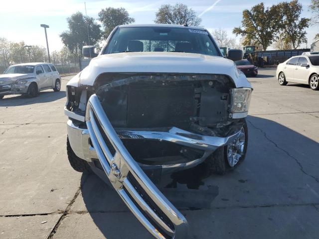 3C6UR5DL0JG278135 - 2018 RAM 2500 SLT WHITE photo 5