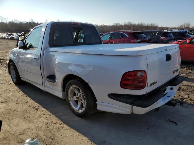 2FTZF0730YCA77980 - 2000 FORD F150 SVT L WHITE photo 2