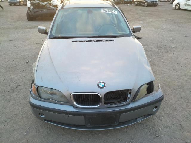 WBAAX13434PJ00737 - 2004 BMW 325I SILVER photo 11