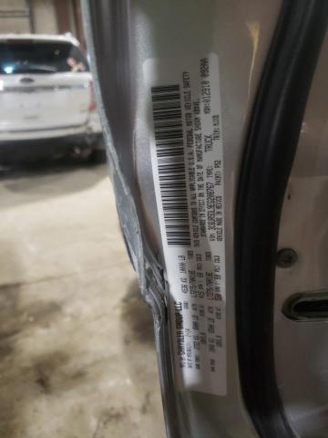 3C6UR5DL9EG208767 - 2014 RAM 2500 SLT 银色 照片 13