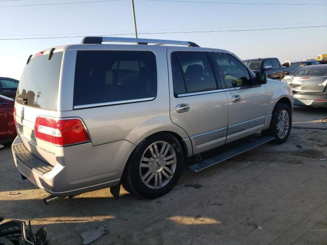 5LMFU28577LJ05727 - 2007 LINCOLN NAVIGATOR 银色 照片 3