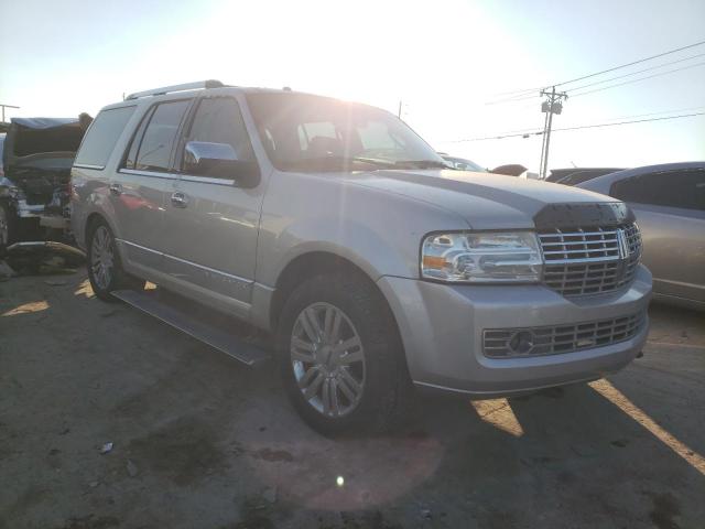5LMFU28577LJ05727 - 2007 LINCOLN NAVIGATOR 银色 照片 4