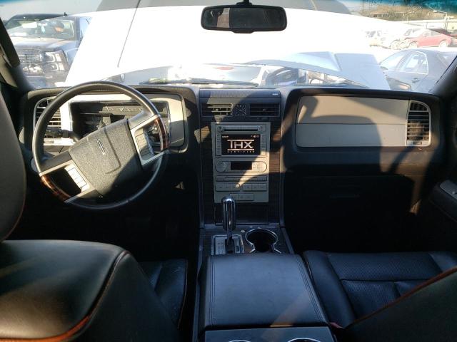 5LMFU28577LJ05727 - 2007 LINCOLN NAVIGATOR 银色 照片 8