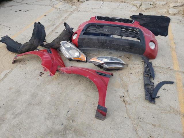 KNDJT2A6XD7526661 - 2013 KIA SOUL + RED photo 12