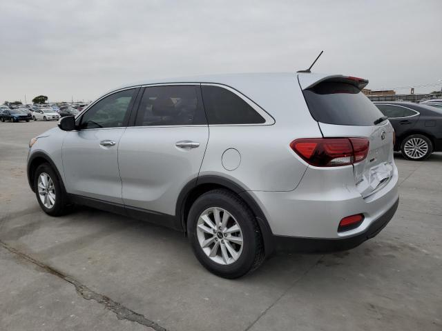 5XYPG4A34KG602181 - 2019 KIA SORENTO L SILVER photo 2