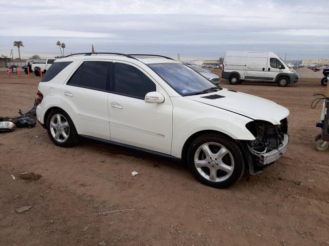 4JGBB22E58A360793 - 2008 MERCEDES-BENZ ML 320 CDI WHITE photo 4