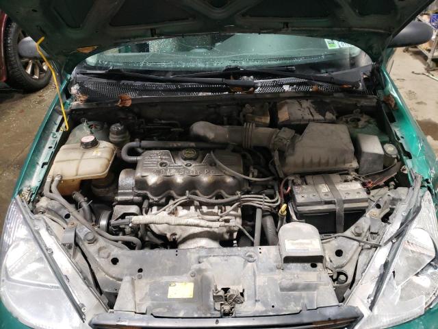 1FAFP33P92W106257 - 2002 FORD FOCUS LX GREEN photo 11