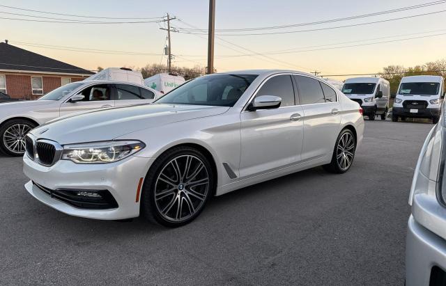 WBAJE5C3XHG916600 - 2017 BMW 540 I WHITE photo 2