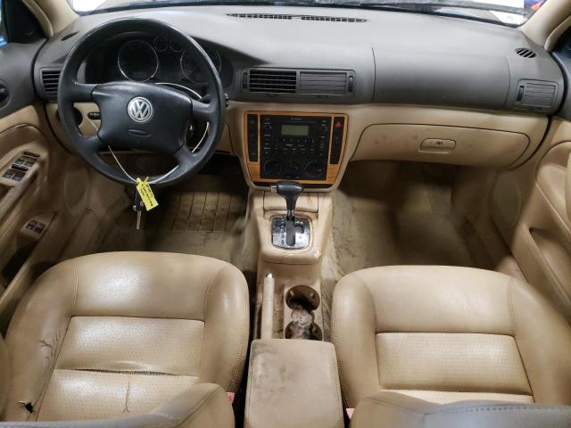 WVWVD63B74E228628 - 2004 VOLKSWAGEN PASSAT GLS BEIGE photo 8