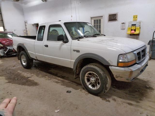 1FTZR15V5YTA11030 - 2000 FORD RANGER SUP WHITE photo 4