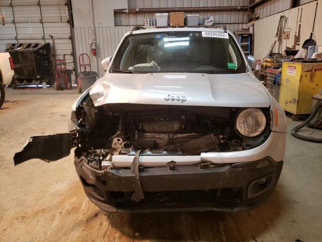 ZACCJABB5JPJ61905 - 2018 JEEP RENEGADE L SILVER photo 5