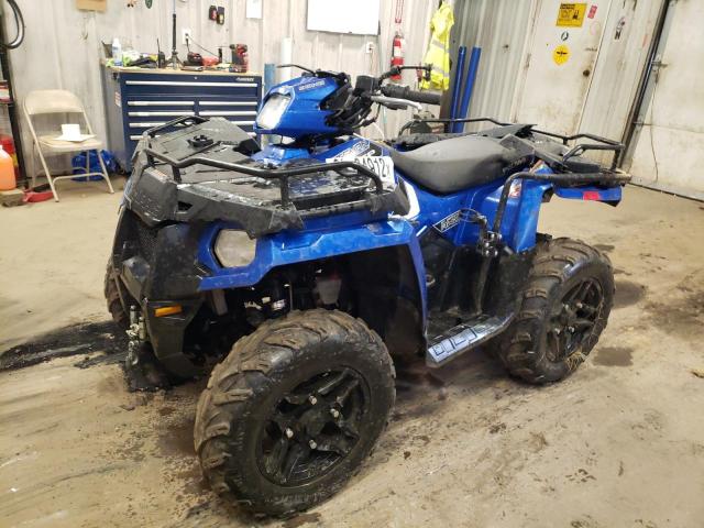 4XASHE575JA262104 - 2018 POLARIS SPORTSMAN BLUE photo 2