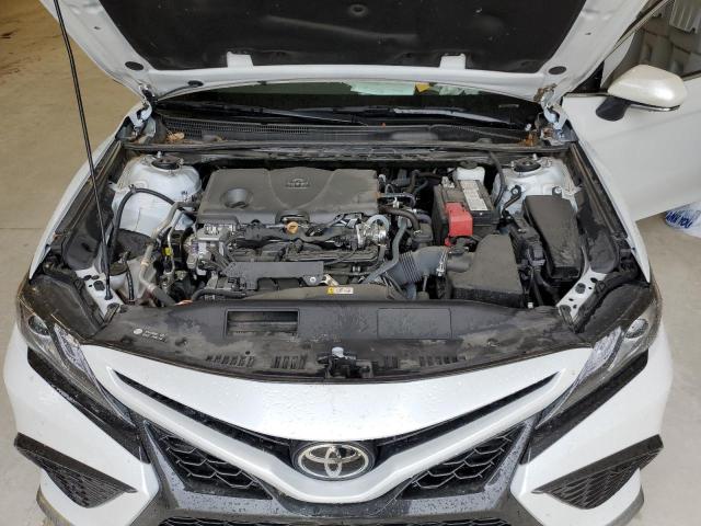 4T1K61AK5MU565755 - 2021 TOYOTA CAMRY XSE WHITE photo 11