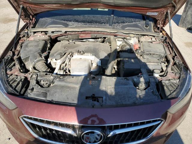 W04GM6SX3J1070646 - 2018 BUICK REGAL PREF BURGUNDY photo 11