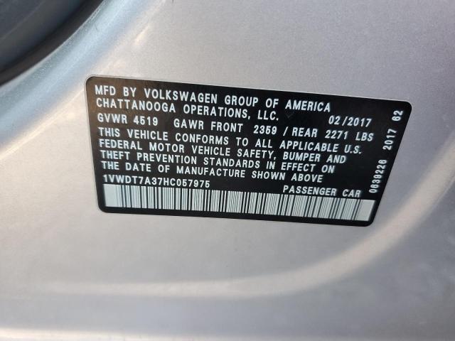1VWDT7A37HC057975 - 2017 VOLKSWAGEN PASSAT R-L SILVER photo 12
