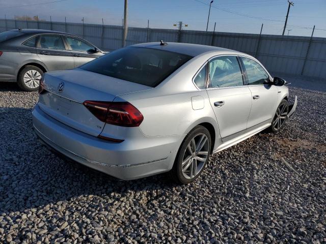 1VWDT7A37HC057975 - 2017 VOLKSWAGEN PASSAT R-L SILVER photo 3