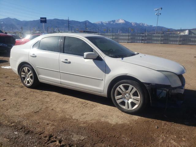 3FAHP08109R209396 - 2009 FORD FUSION SEL WHITE photo 4