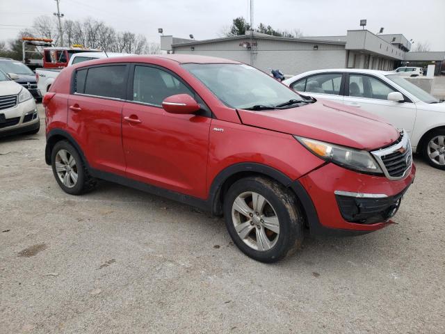 KNDPBCA24C7285887 - 2012 KIA SPORTAGE L RED photo 4