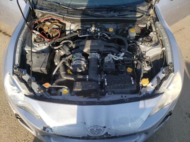 JF1ZNAA12F9703597 - 2015 TOYOTA SCION FR-S SILVER photo 11