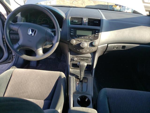 1HGCM56195A112748 - 2005 HONDA ACCORD DX SILVER photo 8