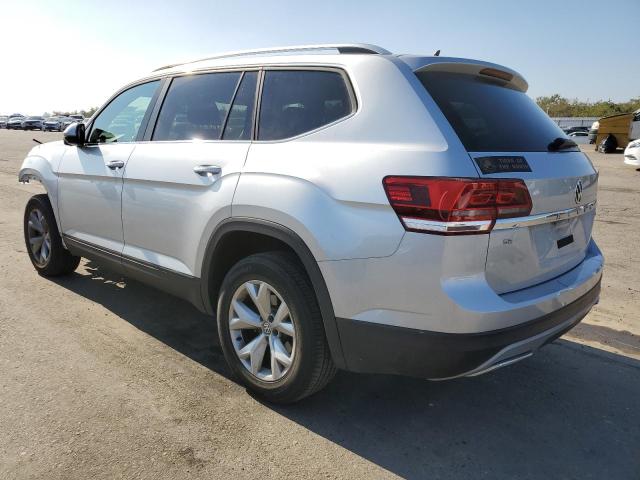 1V2DR2CA1JC503817 - 2018 VOLKSWAGEN ATLAS SE SILVER photo 2