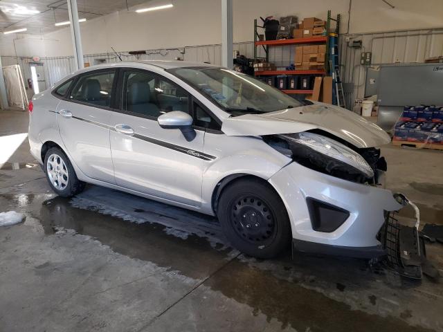 3FADP4AJ4BM159881 - 2011 FORD FIESTA S SILVER photo 4