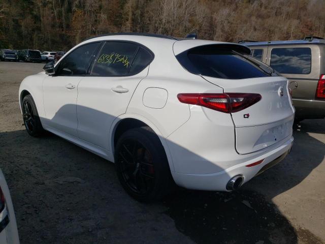 ZASPAKBN5M7D19902 - 2021 ALFA ROMEO STELVIO TI WHITE photo 2