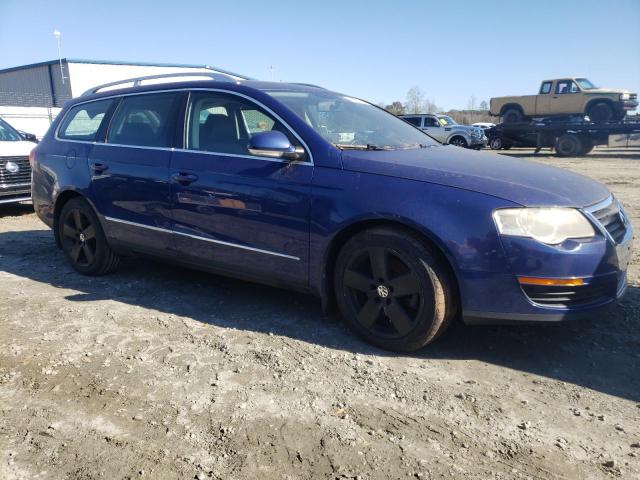 WVWXK73C99E068577 - 2009 VOLKSWAGEN PASSAT WAG BLUE photo 4